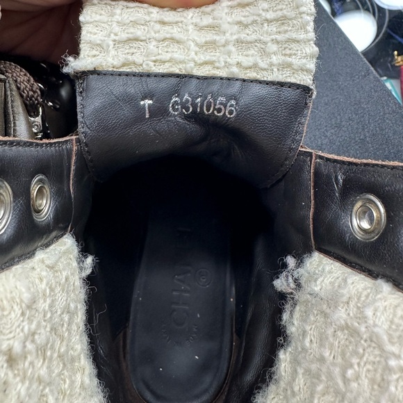 Authentic Chanel Boots size 40 - Picture 2 of 6